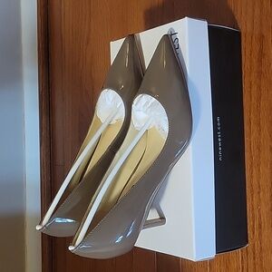 Nine West Pump Size 7.5M, Light Brown Patent Leather, 2 inches